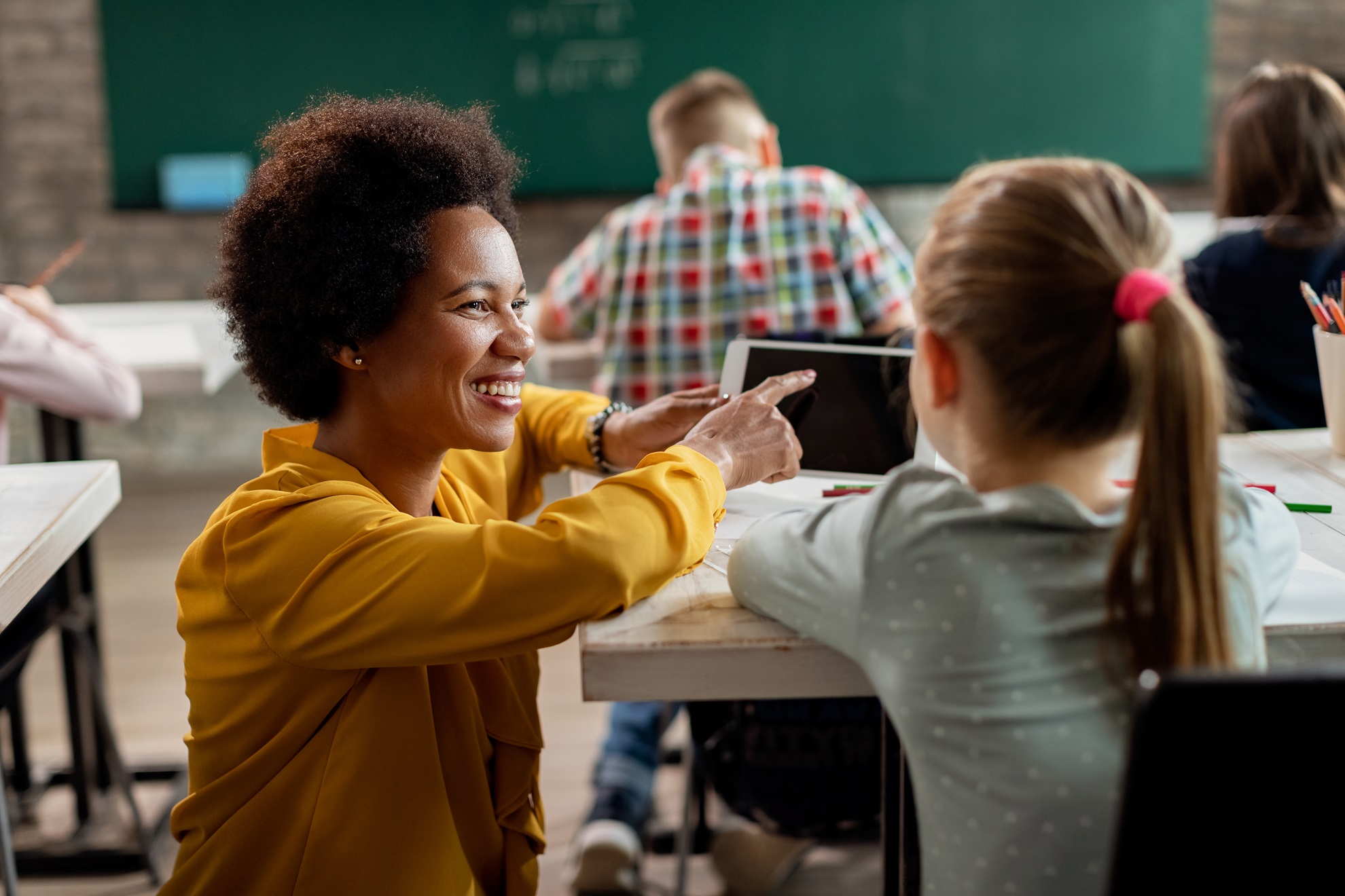 Comunicação entre professor e aluno: como melhorá-la em 8 passos?